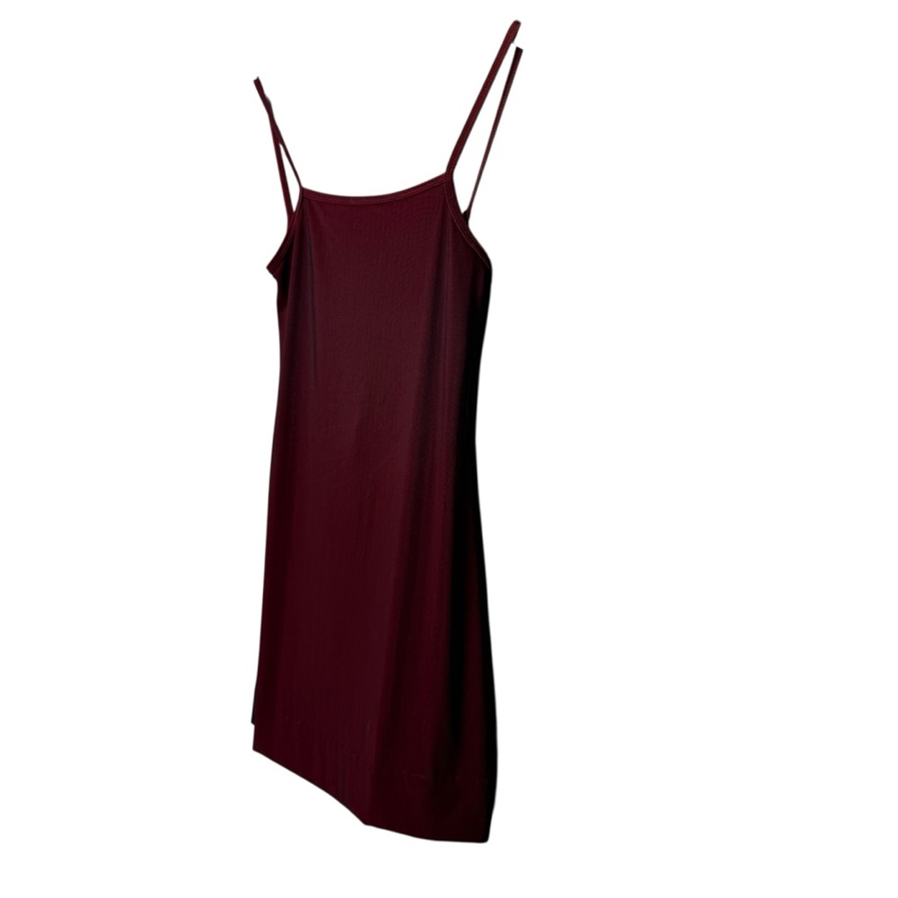 Andy Blanco Elegant Burgundy Slip Dress - Picture 4 of 10